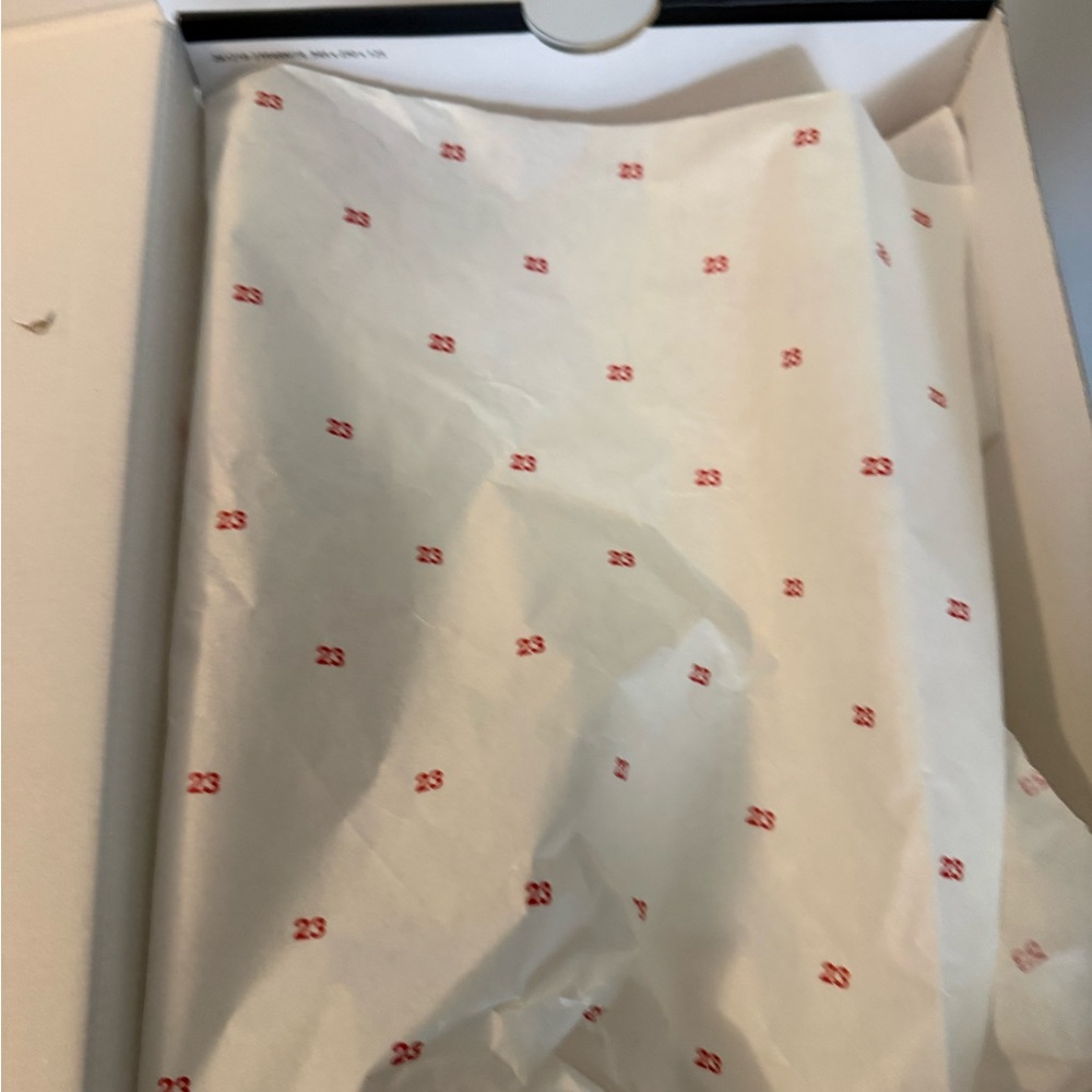 Nike Black and Cream Speckled flight Shoe Box - Picture 3 of 3